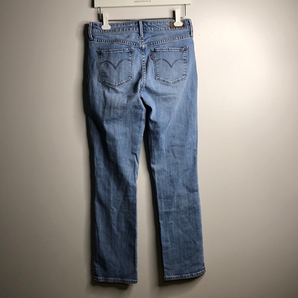 Levi’s Demi Curve Classic Rise Straight Jeans - Picture 5 of 9